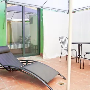 https://urban-manesa-city-center-loft-with-private-patio.catalonia-hotels.com