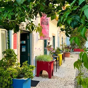 Casa Do Patio By Shiadu Konukevi Lisboa