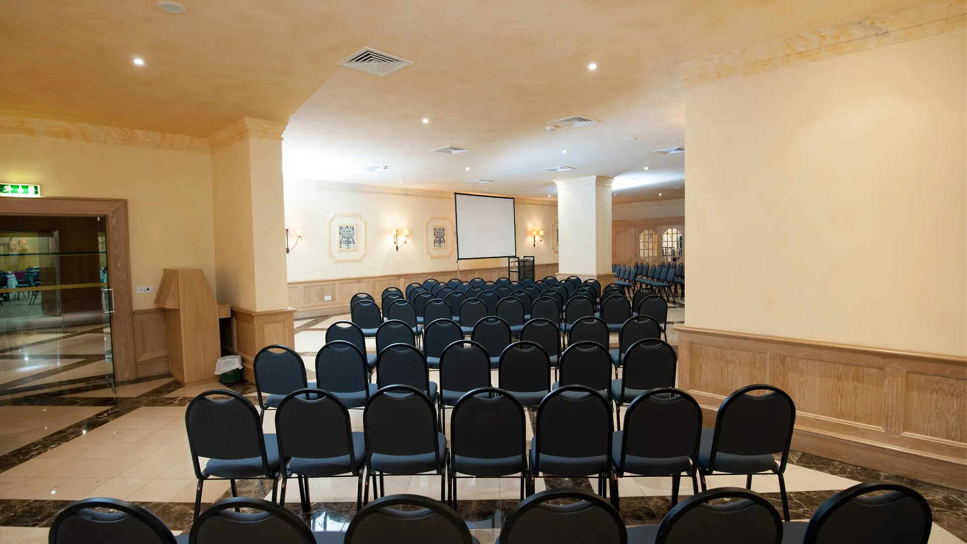 Holiday Inn Algarve Albufeira By Ihg Portugal