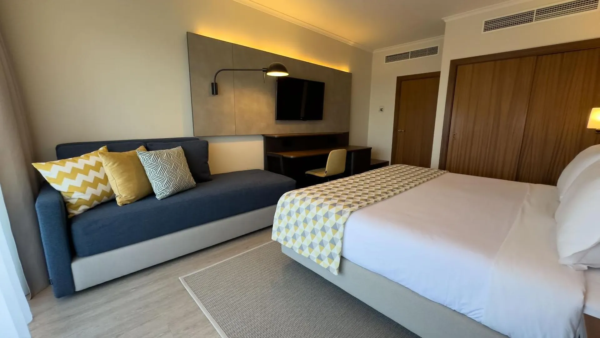 Holiday Inn Algarve Albufeira By Ihg