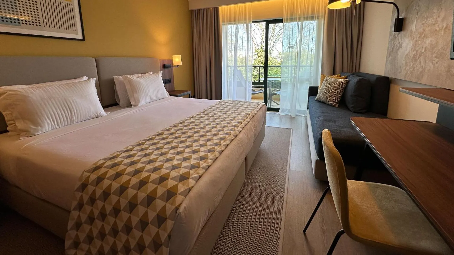 Otel Holiday Inn Algarve Albufeira By Ihg